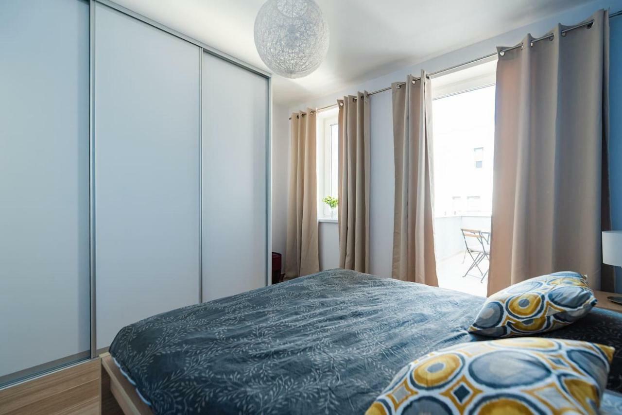 Private 5 Star 3 Room Flat And In-Door Pkg Nitra Eksteriør billede